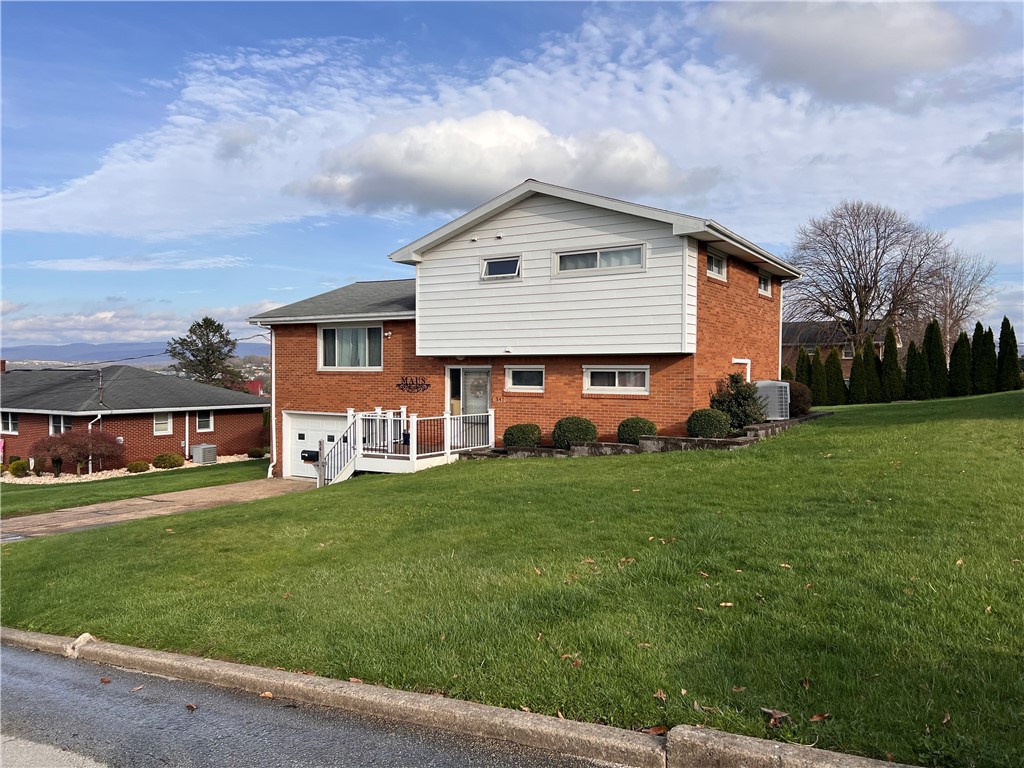 341 W 1st Ave, Latrobe, Pennsylvania image 1