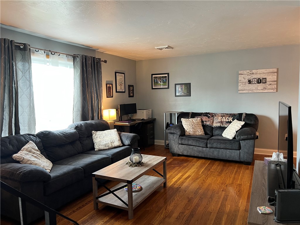 341 W 1st Ave, Latrobe, Pennsylvania image 9