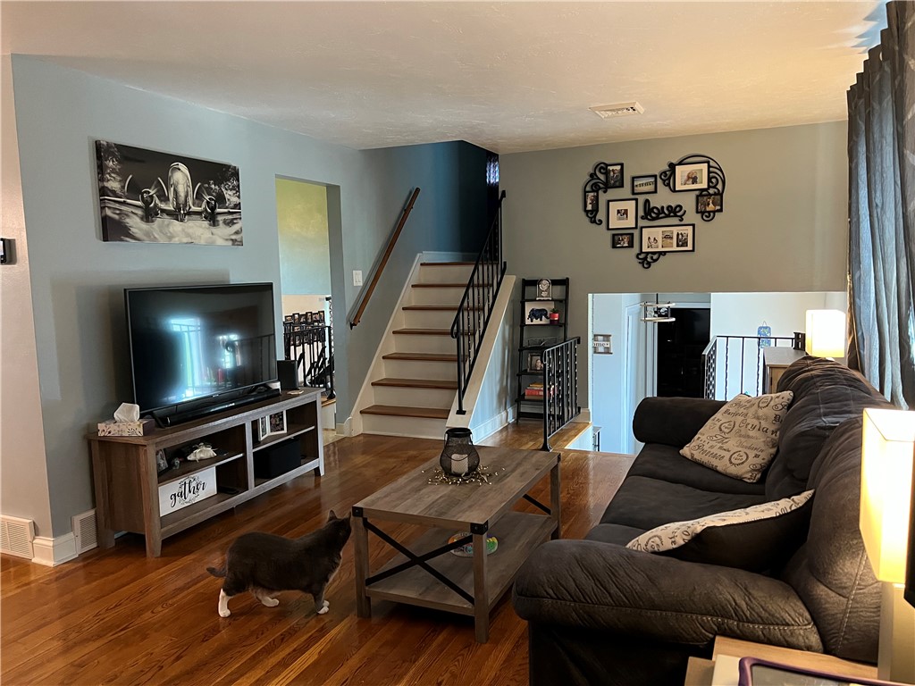 341 W 1st Ave, Latrobe, Pennsylvania image 7