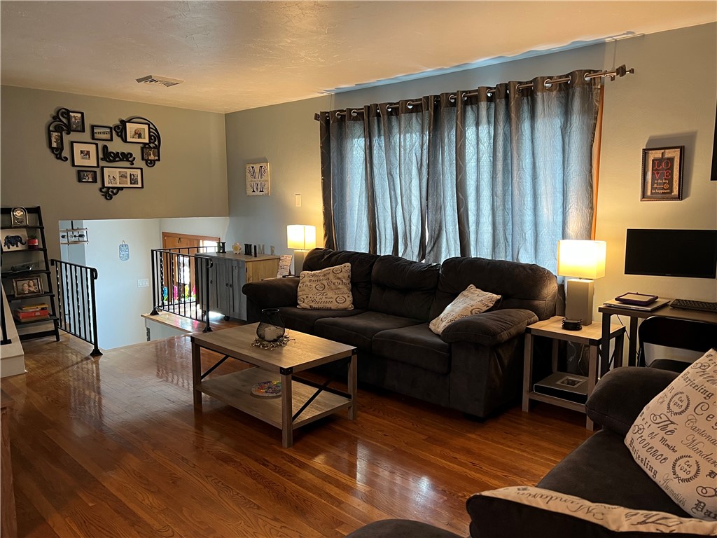 341 W 1st Ave, Latrobe, Pennsylvania image 8