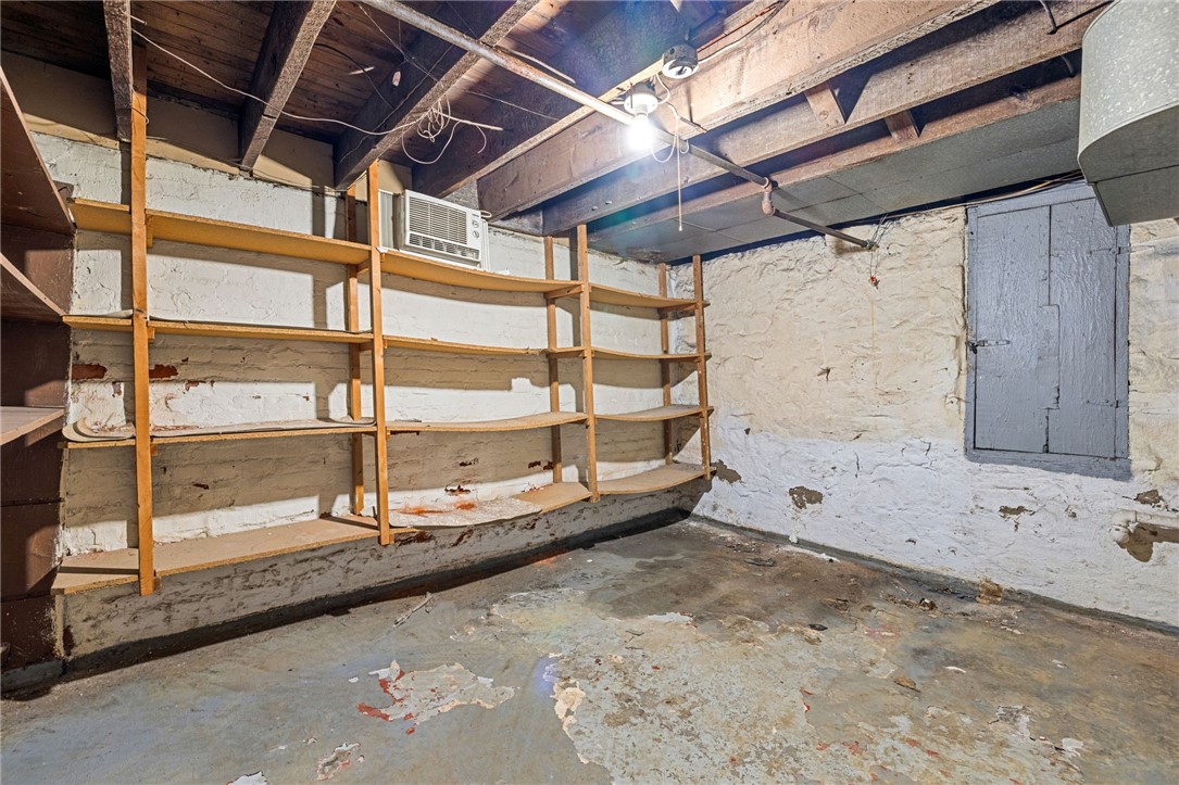 McKees Rocks, Pennsylvania 15136, United States, 2 Bedrooms Bedrooms, ,1 BathroomBathrooms,Residential,Active,143828