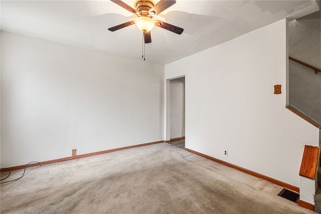 McKees Rocks, Pennsylvania 15136, United States, 2 Bedrooms Bedrooms, ,1 BathroomBathrooms,Residential,Active,143828