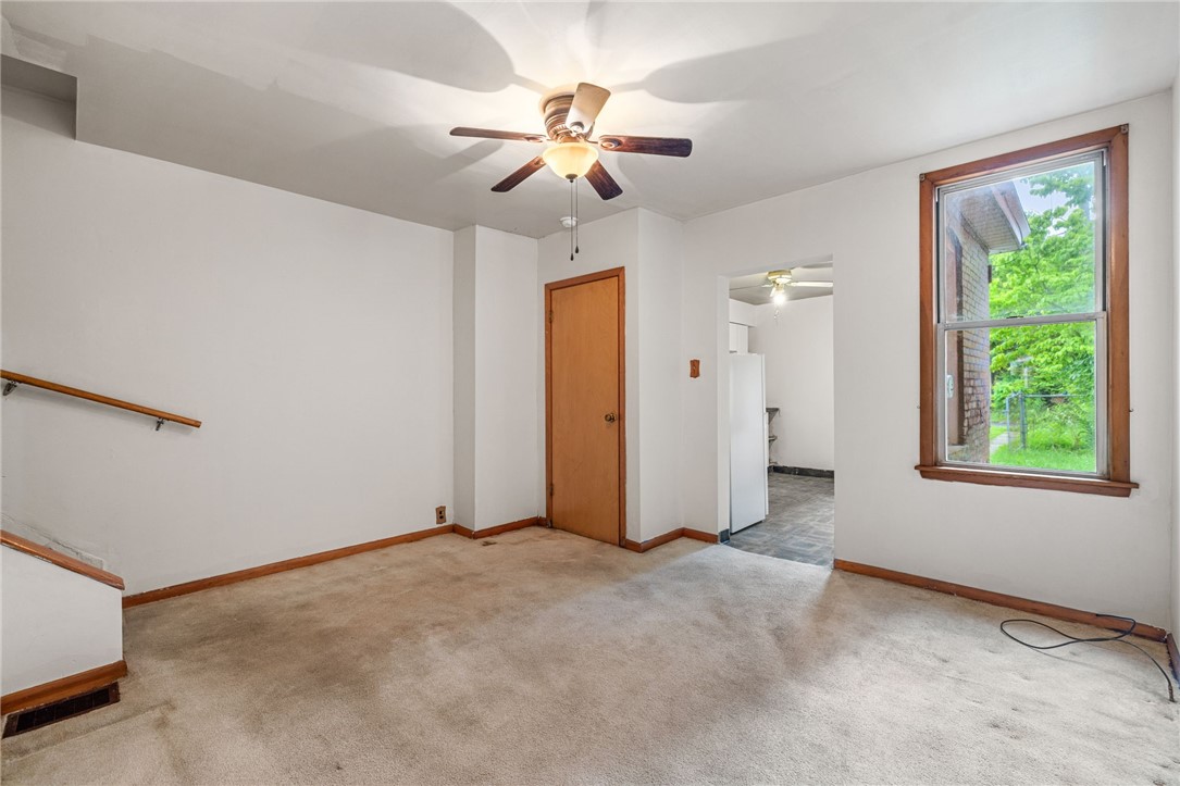 McKees Rocks, Pennsylvania 15136, United States, 2 Bedrooms Bedrooms, ,1 BathroomBathrooms,Residential,Active,143828