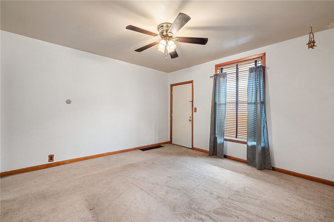 McKees Rocks, Pennsylvania 15136, United States, 2 Bedrooms Bedrooms, ,1 BathroomBathrooms,Residential,Active,143828