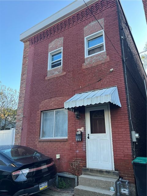 Photo of 520 Bauerlein St, Pittsburgh, PA 15209 (MLS # 1746173)