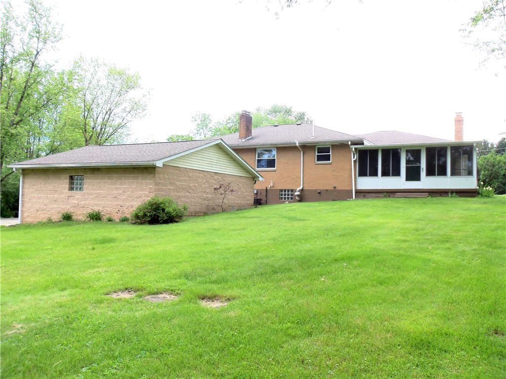 Smith, Pennsylvania 15021, United States, 3 Bedrooms Bedrooms, ,2 BathroomsBathrooms,Residential,Pending,155155