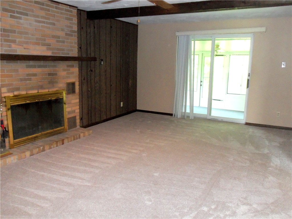 Smith, Pennsylvania 15021, United States, 3 Bedrooms Bedrooms, ,2 BathroomsBathrooms,Residential,Pending,155155