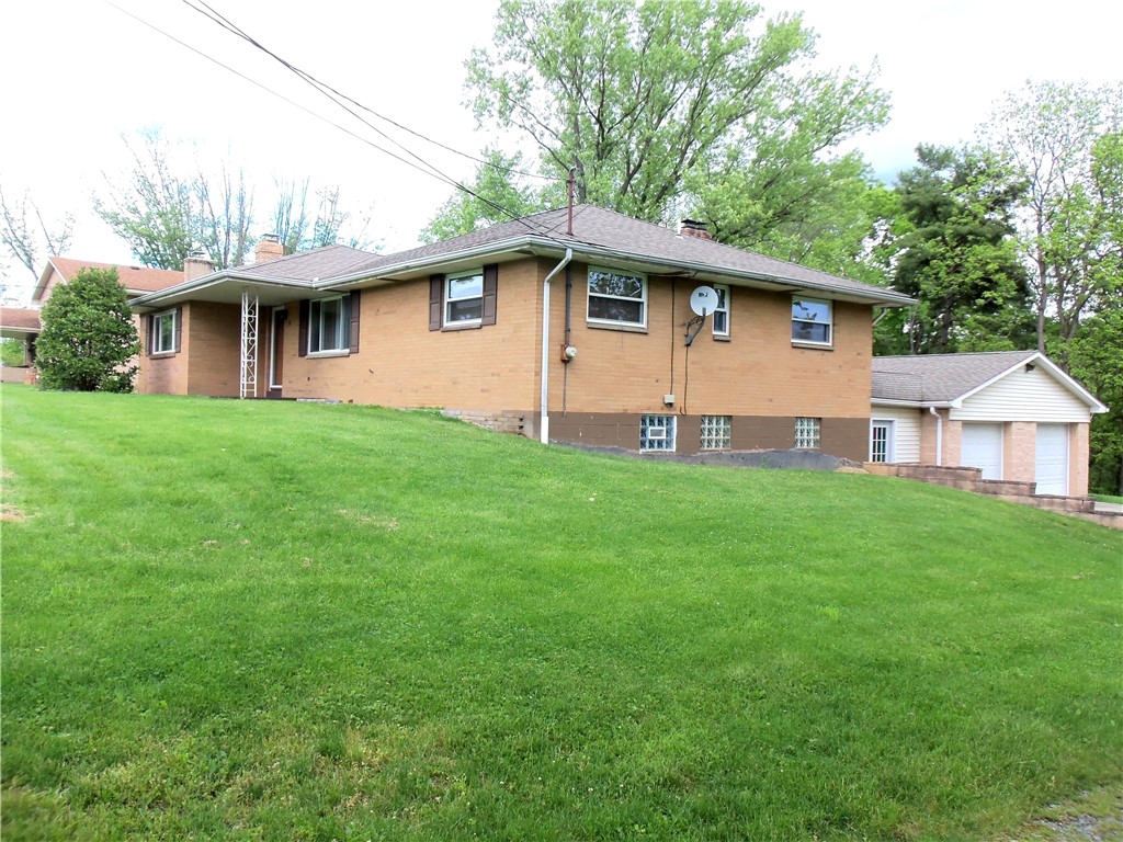 Smith, Pennsylvania 15021, United States, 3 Bedrooms Bedrooms, ,2 BathroomsBathrooms,Residential,Pending,155155