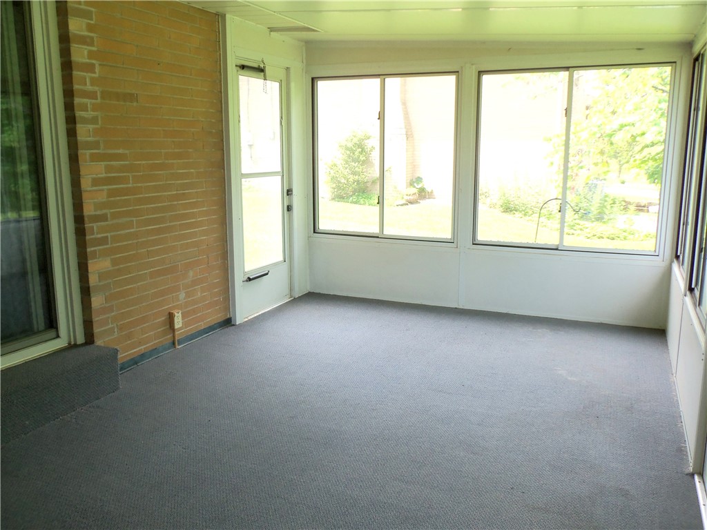 Smith, Pennsylvania 15021, United States, 3 Bedrooms Bedrooms, ,2 BathroomsBathrooms,Residential,Pending,155155