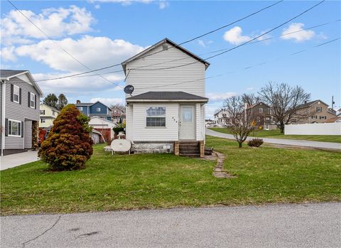 Photo of 636 6th St, PA 16630 (MLS # 1745587)