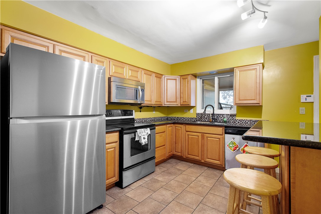 O'Hara, Pennsylvania 15215, United States, 5 Bedrooms Bedrooms, ,3 BathroomsBathrooms,Residential,Contingent,31743