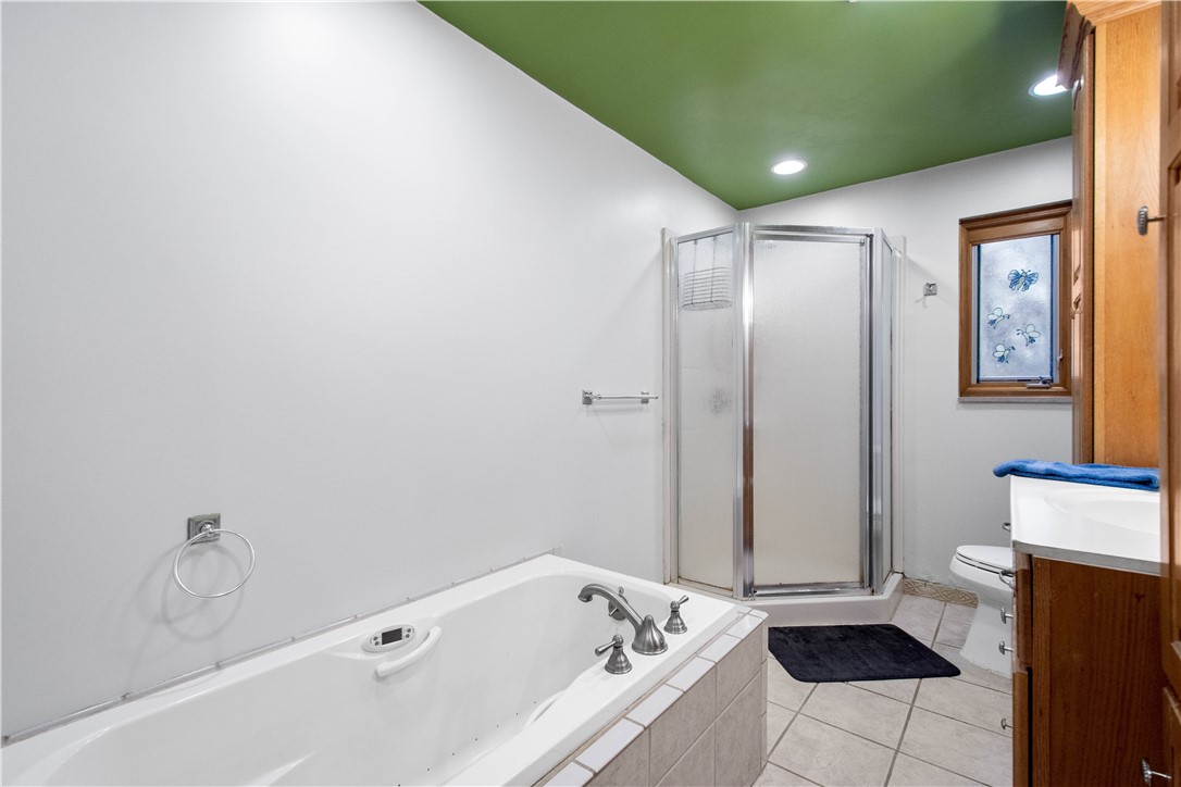 O'Hara, Pennsylvania 15215, United States, 5 Bedrooms Bedrooms, ,3 BathroomsBathrooms,Residential,Contingent,31743