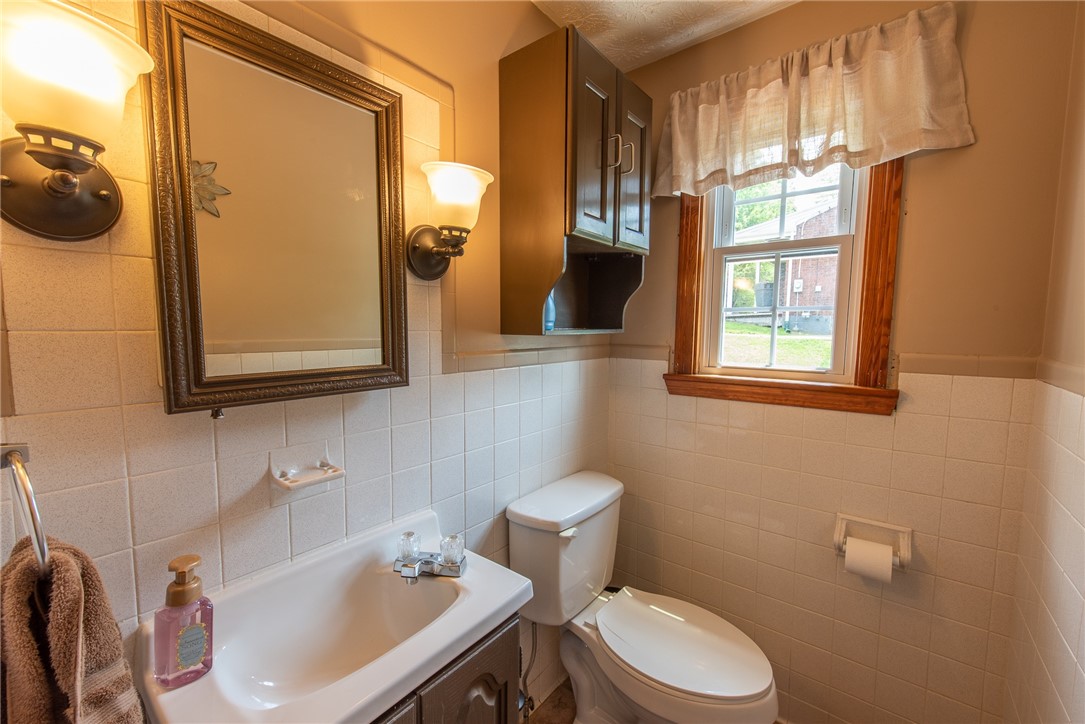 Leechburg Boro, Pennsylvania 15656, United States, 3 Bedrooms Bedrooms, ,2 BathroomsBathrooms,Residential,Pending,127546