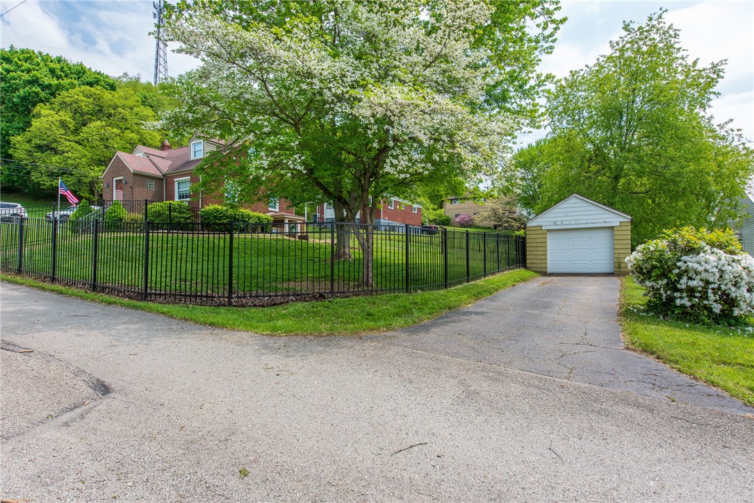 Leechburg Boro, Pennsylvania 15656, United States, 3 Bedrooms Bedrooms, ,2 BathroomsBathrooms,Residential,Pending,127546