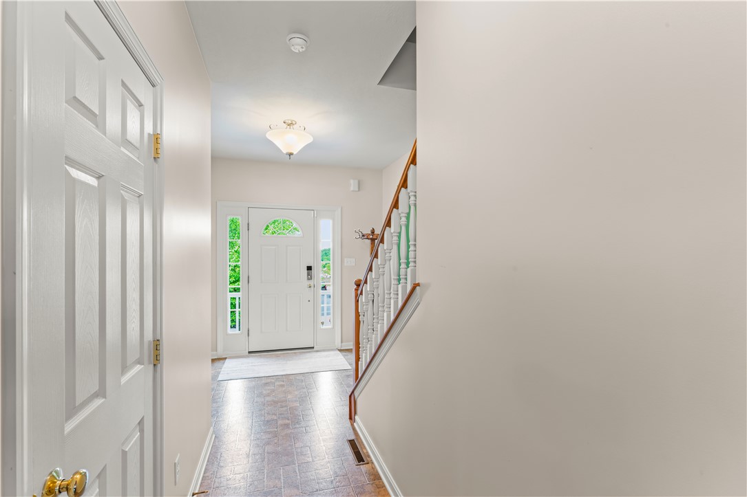 1031 Greenfield Drive Dr, Cecil, Pennsylvania image 9