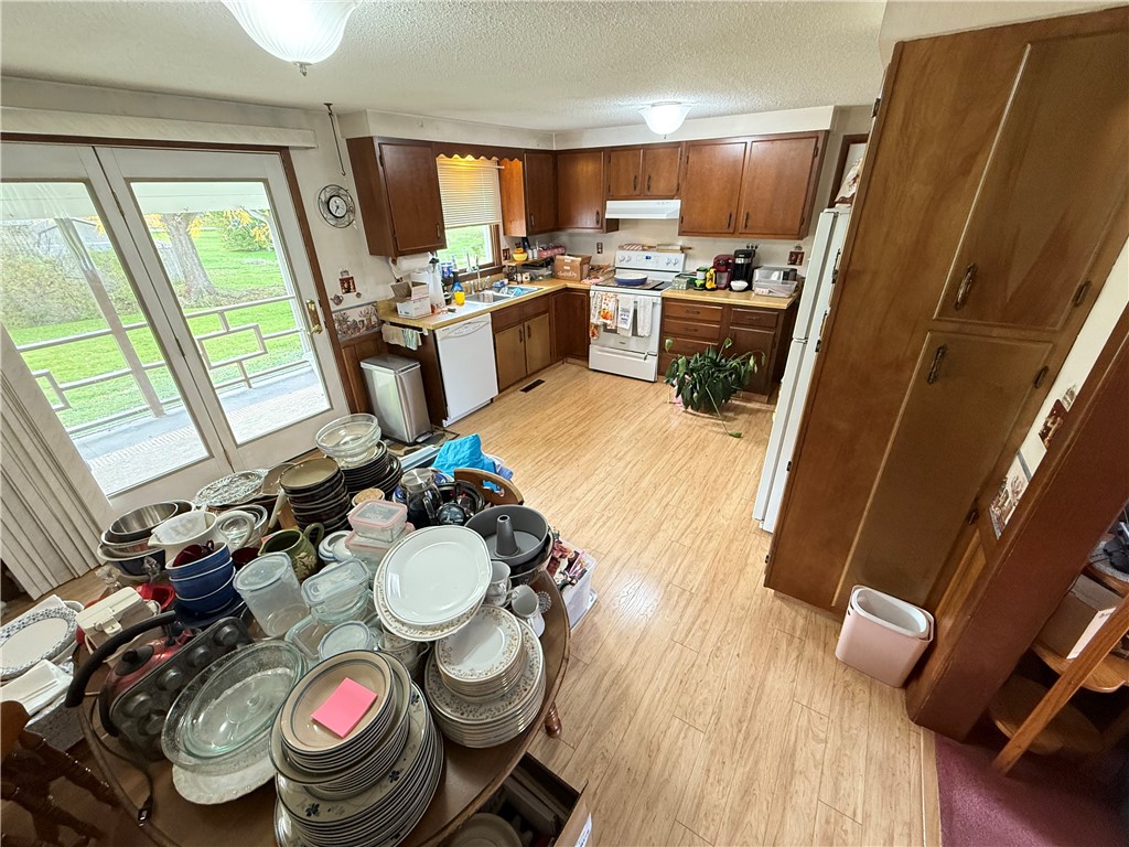 Hempfield Twp, Pennsylvania 16125, United States, 3 Bedrooms Bedrooms, ,2 BathroomsBathrooms,Residential,Active,234608