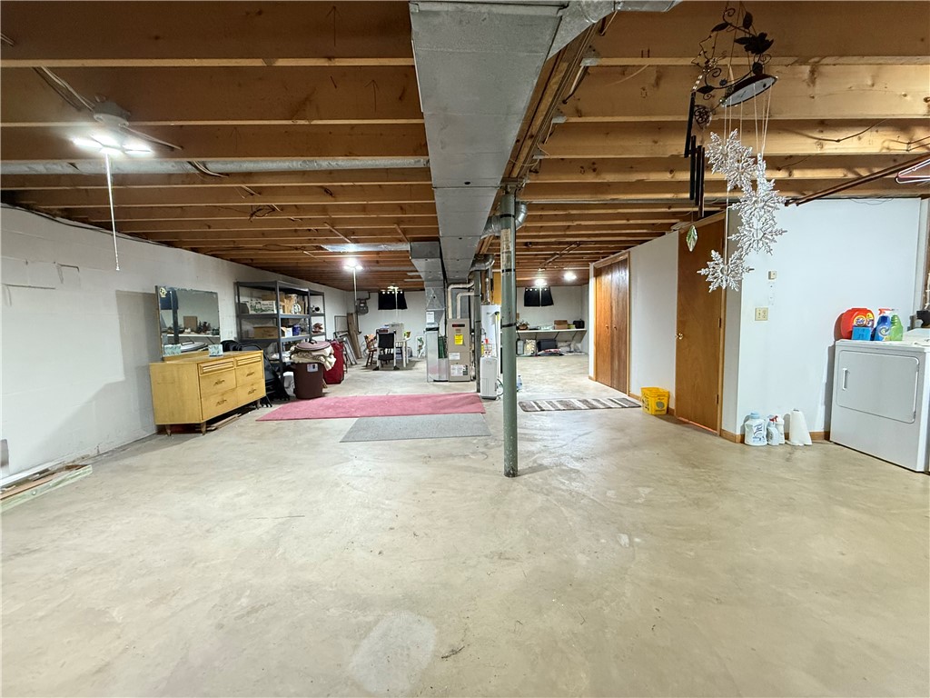 Hempfield Twp, Pennsylvania 16125, United States, 3 Bedrooms Bedrooms, ,2 BathroomsBathrooms,Residential,Active,234608