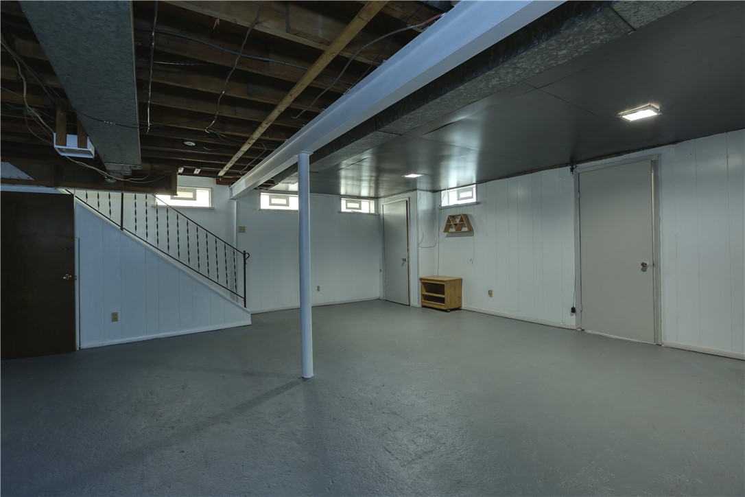 Aliquippa, Pennsylvania 15001, United States, 2 Bedrooms Bedrooms, ,2 BathroomsBathrooms,Residential,Contingent,138225