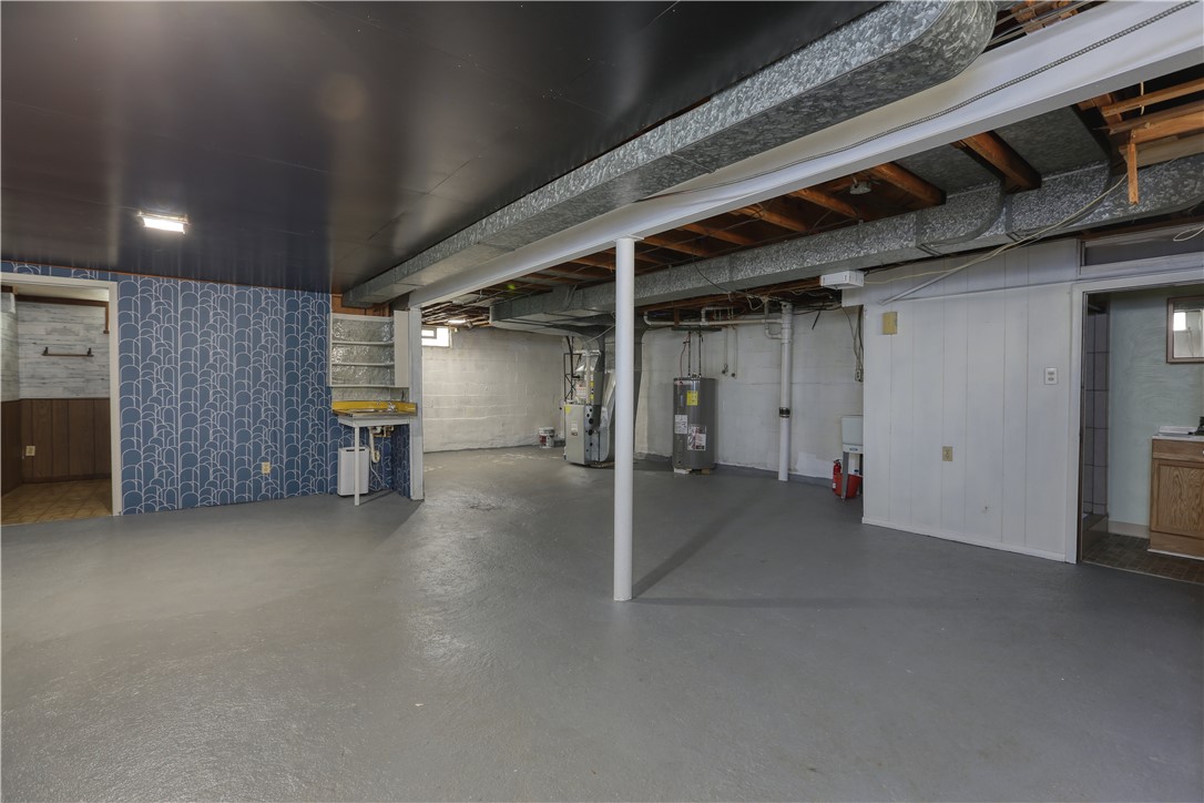 Aliquippa, Pennsylvania 15001, United States, 2 Bedrooms Bedrooms, ,2 BathroomsBathrooms,Residential,Contingent,138225