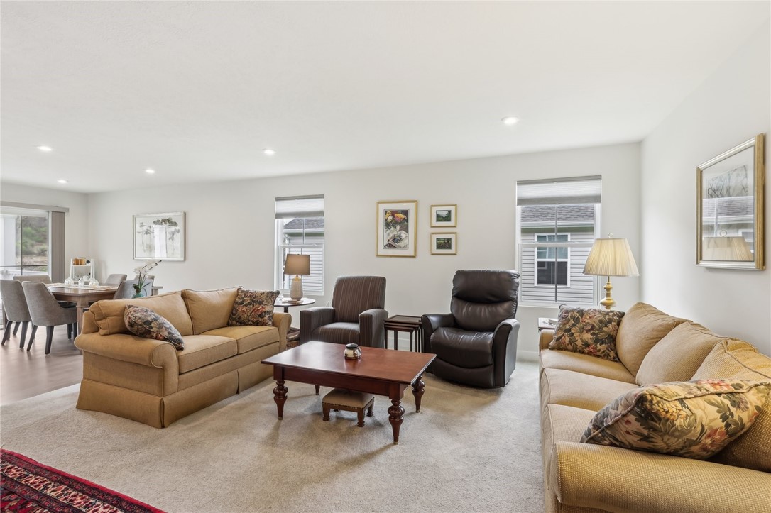 320 Nelson Drive Dr, Monroeville, Pennsylvania image 3