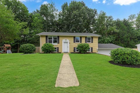 Photo for 113 Edgewood Cir