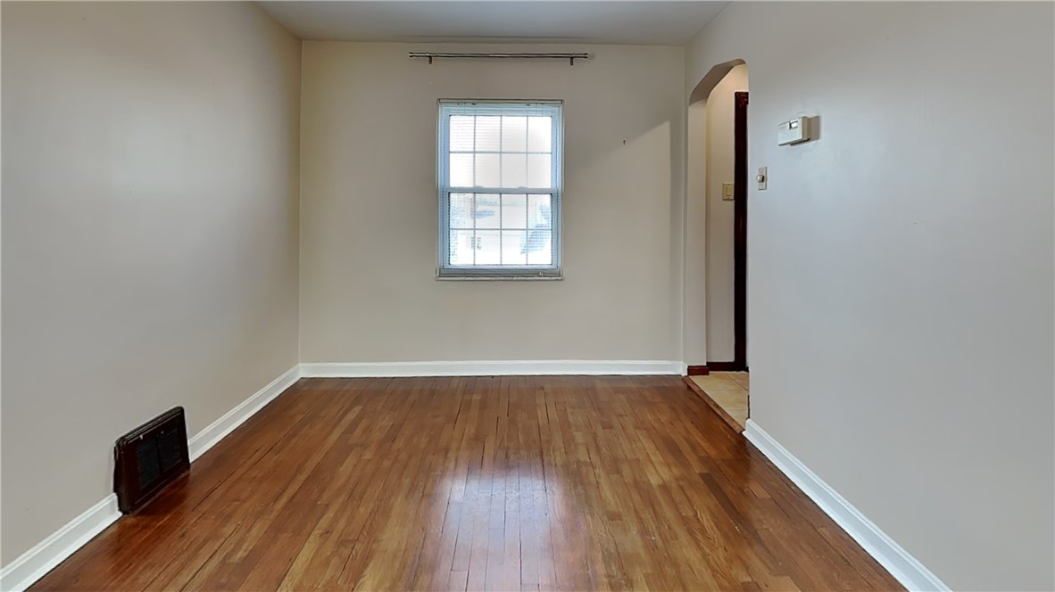 3249 Shadyway Dr, Brentwood, Pennsylvania image 12
