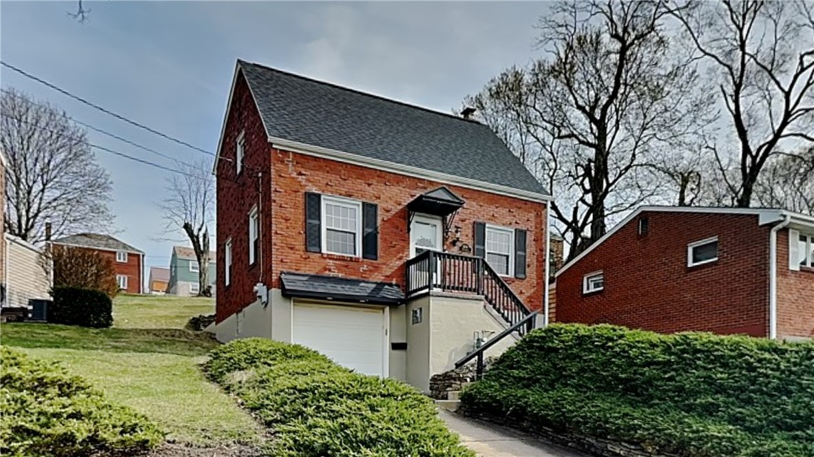 3249 Shadyway Dr, Brentwood, Pennsylvania image 1