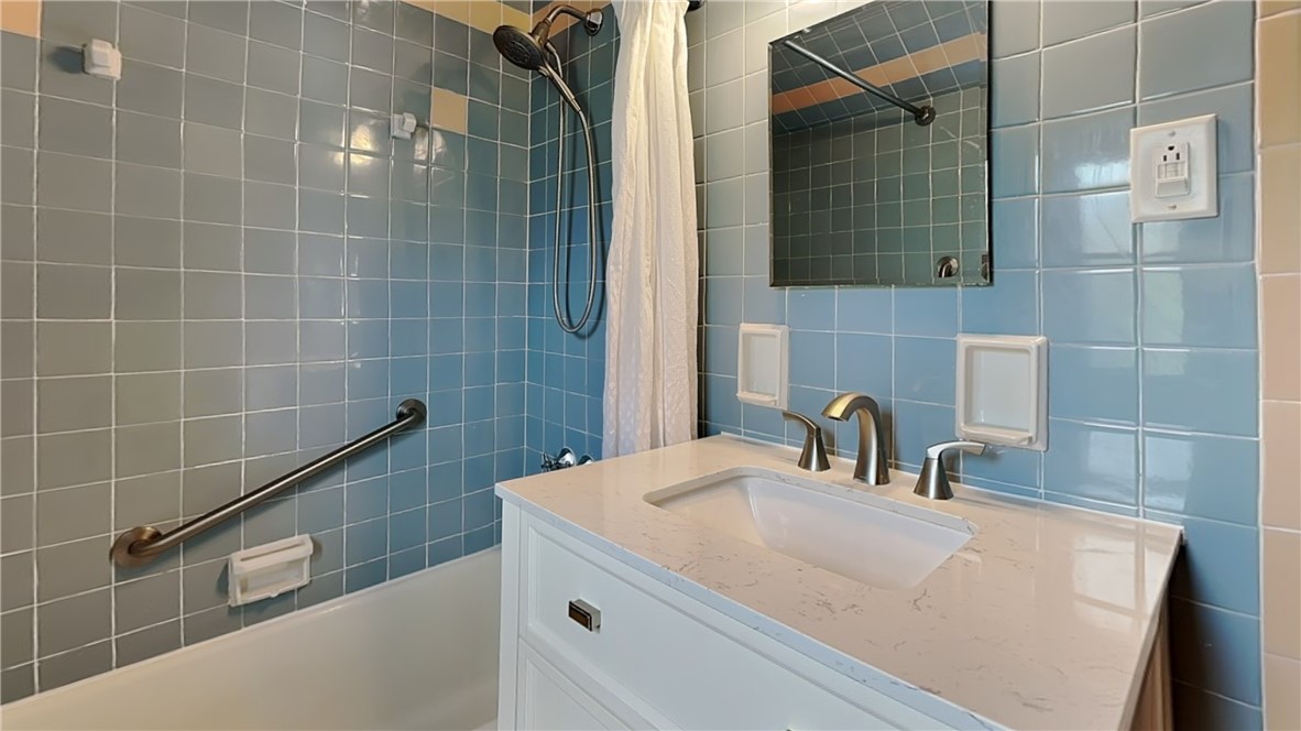3249 Shadyway Dr, Brentwood, Pennsylvania image 24