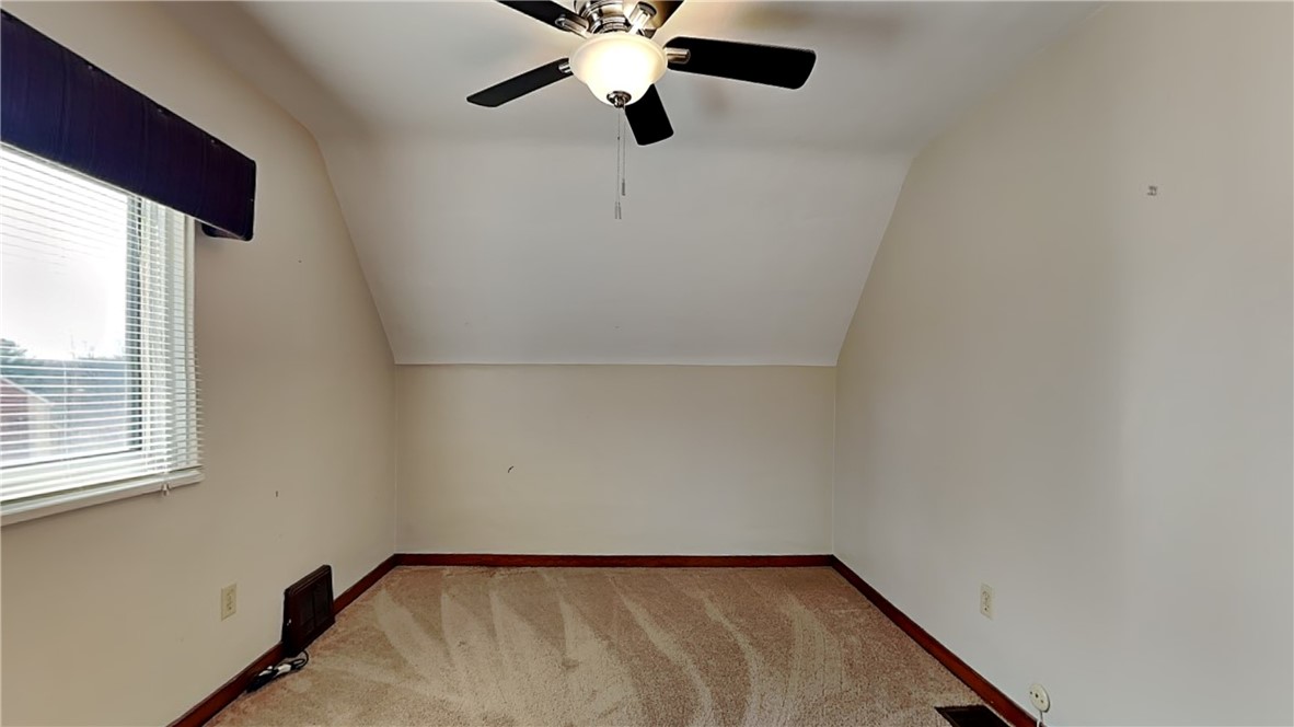 3249 Shadyway Dr, Brentwood, Pennsylvania image 20