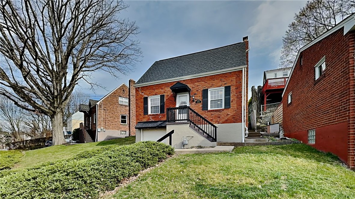 3249 Shadyway Dr, Brentwood, Pennsylvania image 2