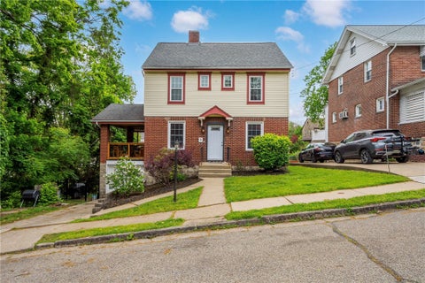 Homes For Sale - 38 Highland Avenue Ave<br/> Crafton, PA 15205