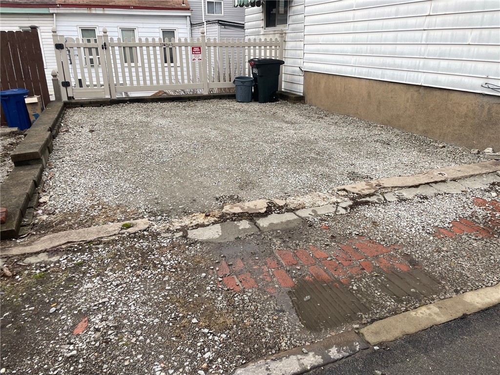 South Side, Pennsylvania 15203, United States, 3 Bedrooms Bedrooms, ,2 BathroomsBathrooms,Residential,Active,3756