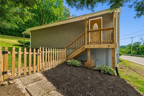 Photo of 518 State Route 908 Ext, Tarentum, PA 15084 (MLS # 1760907)