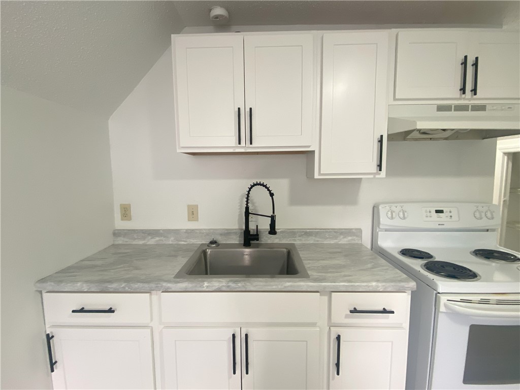 Penn Twp, Pennsylvania 15085, United States, ,2 BathroomsBathrooms,Residential,Active,208422