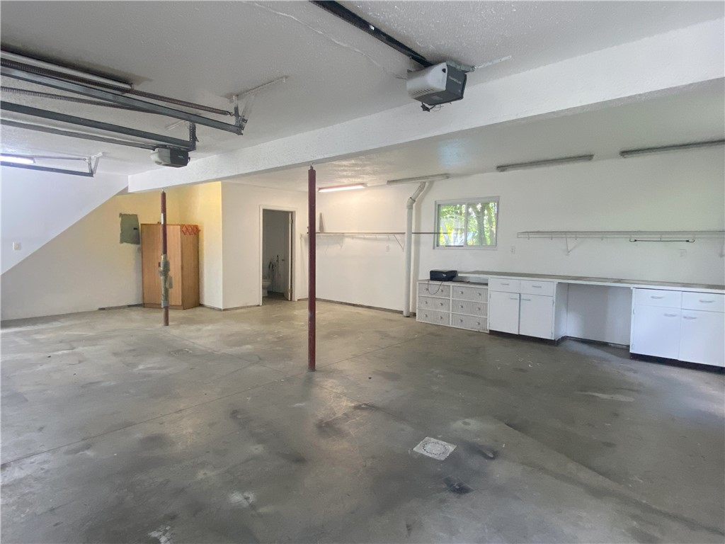 Penn Twp, Pennsylvania 15085, United States, ,2 BathroomsBathrooms,Residential,Active,208422