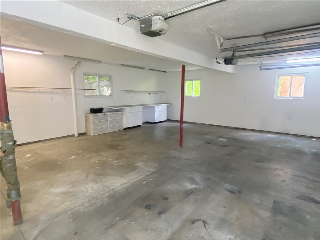 Penn Twp, Pennsylvania 15085, United States, ,2 BathroomsBathrooms,Residential,Active,208422