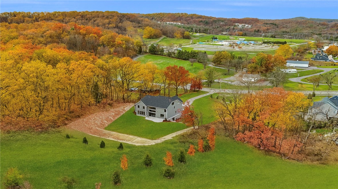 Cranberry Twp, Pennsylvania 16066, United States, 7 Bedrooms Bedrooms, ,7 BathroomsBathrooms,Residential,Active,254370