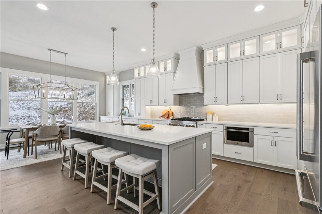 Cranberry Twp, Pennsylvania 16066, United States, 7 Bedrooms Bedrooms, ,7 BathroomsBathrooms,Residential,Active,254370