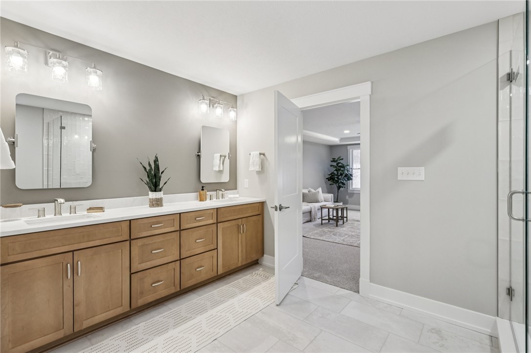 Cranberry Twp, Pennsylvania 16066, United States, 7 Bedrooms Bedrooms, ,7 BathroomsBathrooms,Residential,Active,254370