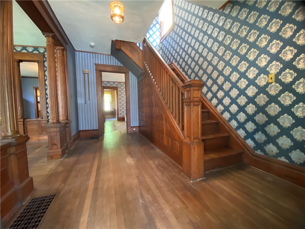 Greenville Boro - Mer, Pennsylvania 16125, United States, 3 Bedrooms Bedrooms, ,2 BathroomsBathrooms,Residential,Contingent,62505