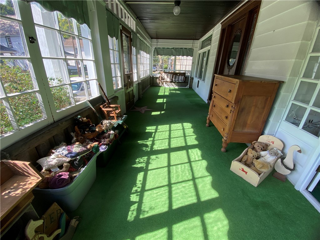 Greenville Boro - Mer, Pennsylvania 16125, United States, 3 Bedrooms Bedrooms, ,2 BathroomsBathrooms,Residential,Contingent,62505