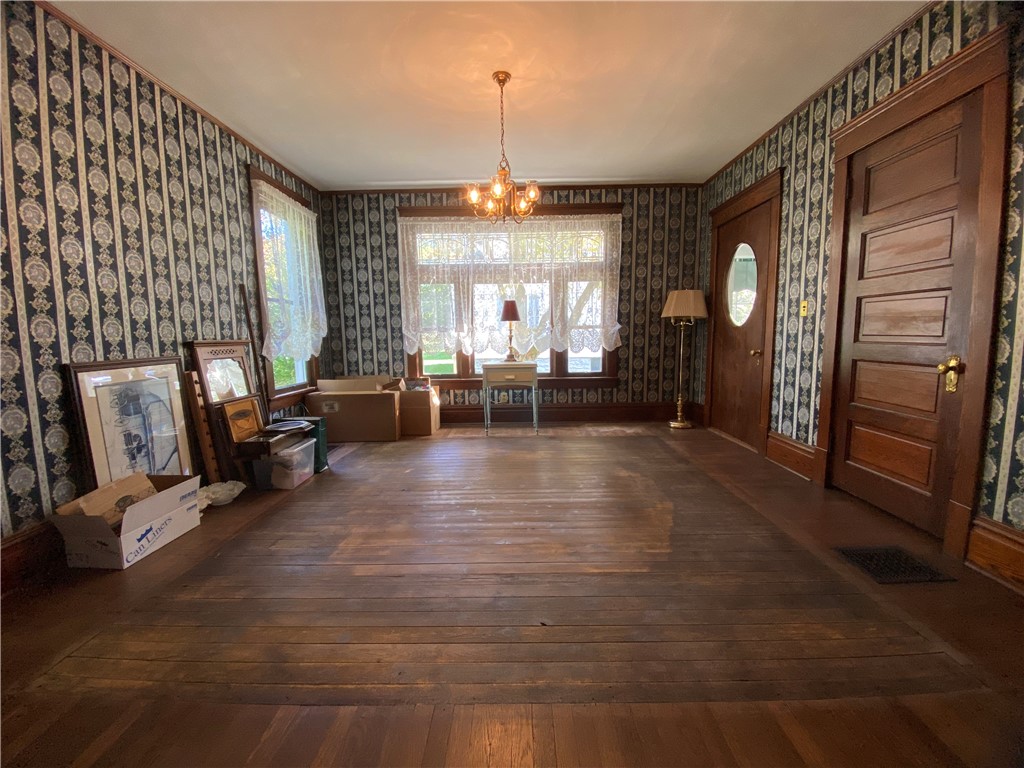 Greenville Boro - Mer, Pennsylvania 16125, United States, 3 Bedrooms Bedrooms, ,2 BathroomsBathrooms,Residential,Contingent,62505