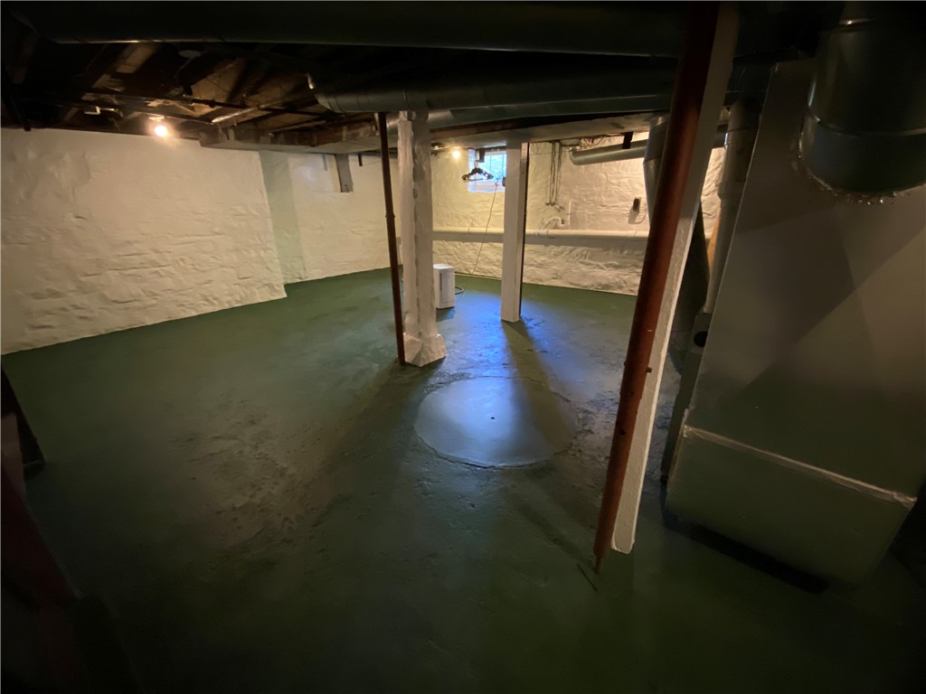 Greenville Boro - Mer, Pennsylvania 16125, United States, 3 Bedrooms Bedrooms, ,2 BathroomsBathrooms,Residential,Contingent,62505