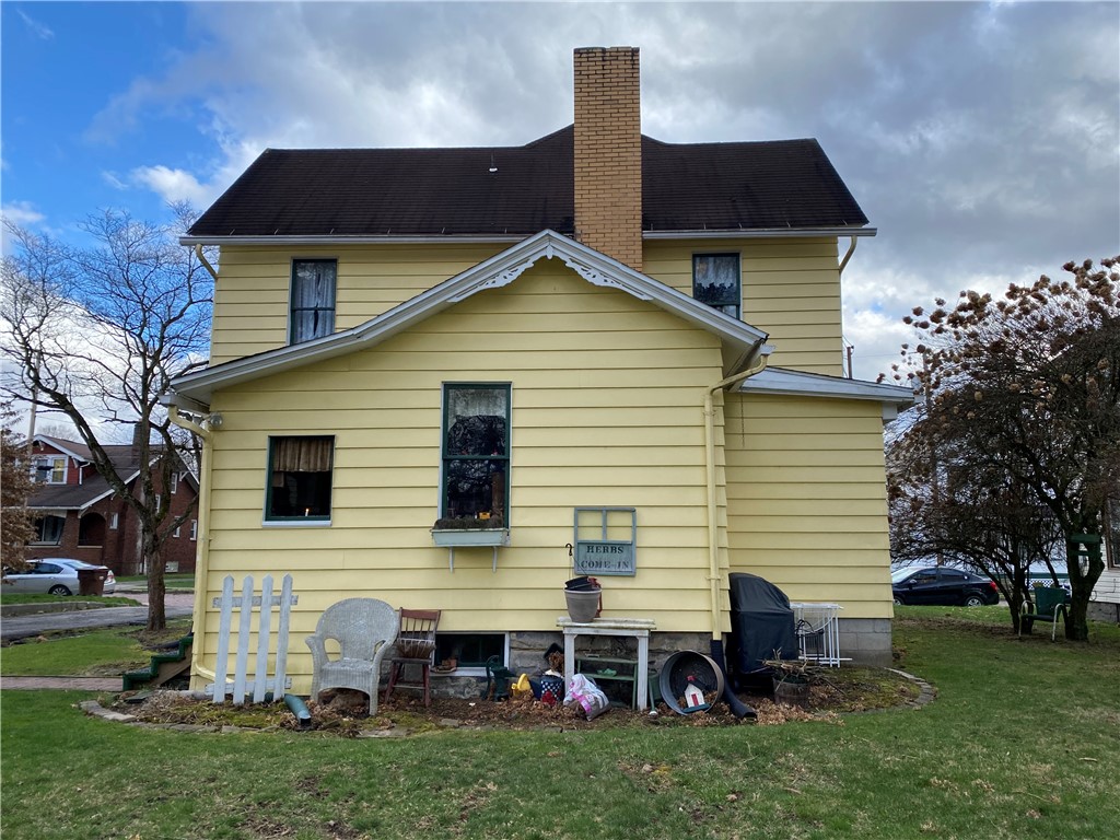Greenville Boro - Mer, Pennsylvania 16125, United States, 3 Bedrooms Bedrooms, ,2 BathroomsBathrooms,Residential,Contingent,62505