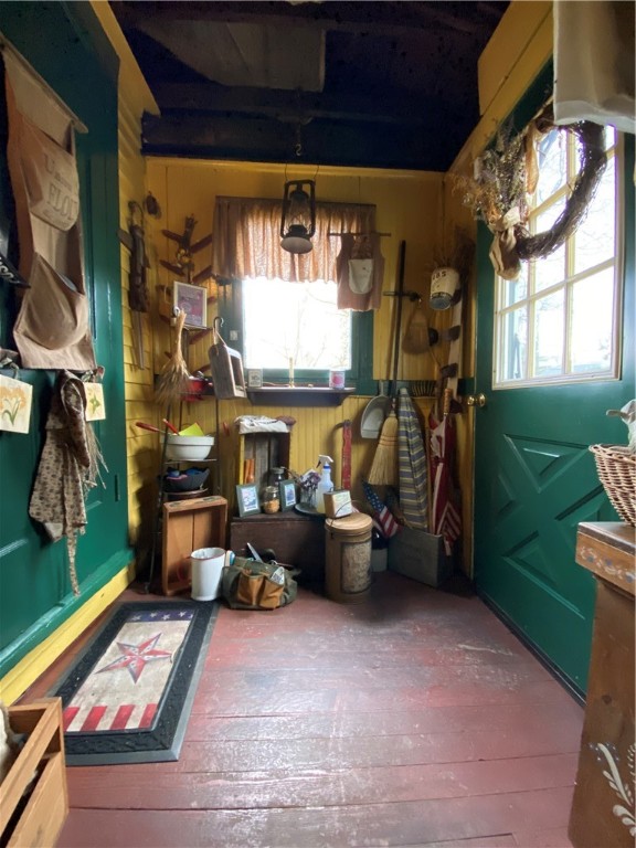 Greenville Boro - Mer, Pennsylvania 16125, United States, 3 Bedrooms Bedrooms, ,2 BathroomsBathrooms,Residential,Contingent,62505