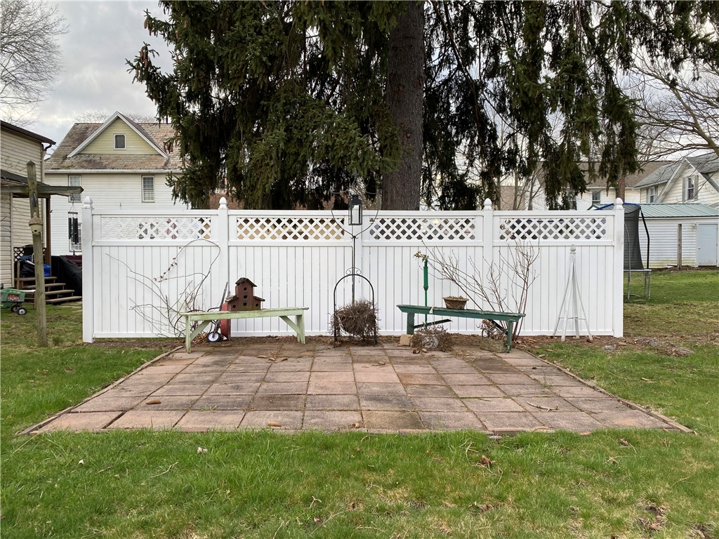 Greenville Boro - Mer, Pennsylvania 16125, United States, 3 Bedrooms Bedrooms, ,2 BathroomsBathrooms,Residential,Contingent,62505