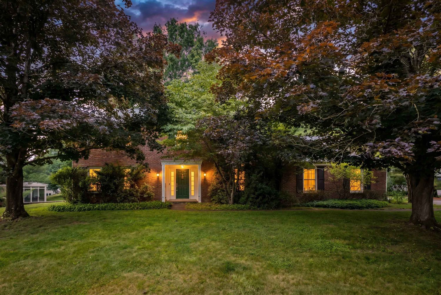 2545 Glenwood Drive