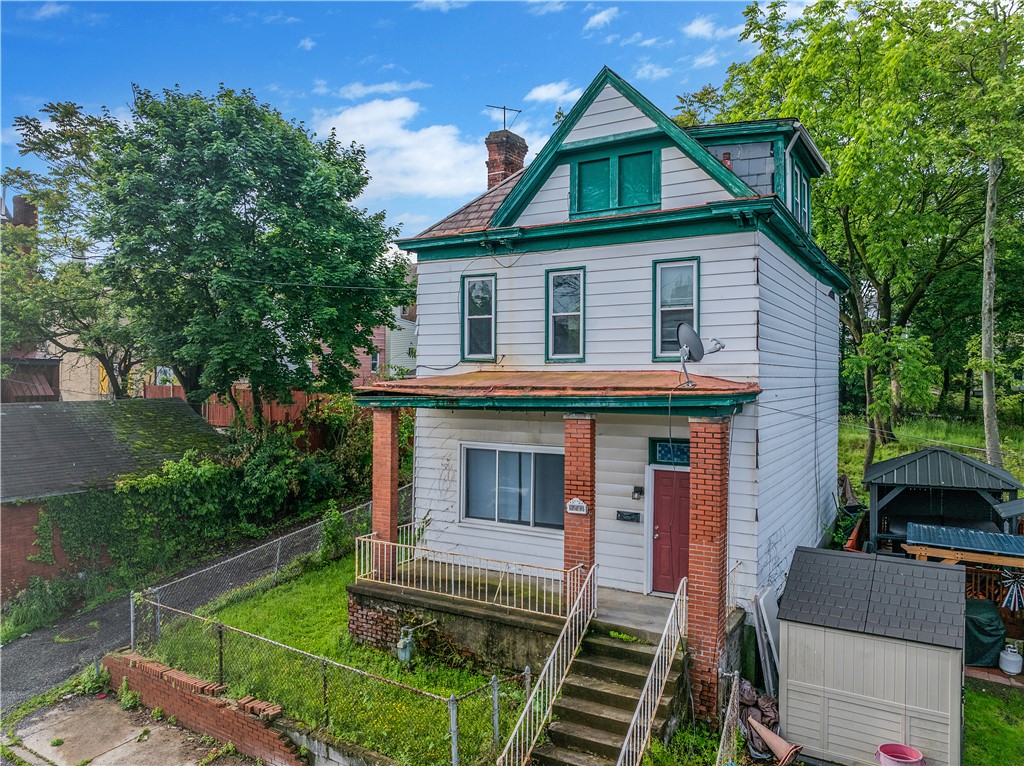 740 Climax St