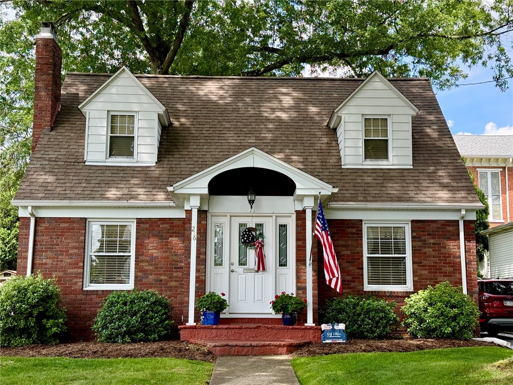 Photo 1 of 43 — 216 S Otter St., Mercer Boro, PA 16137