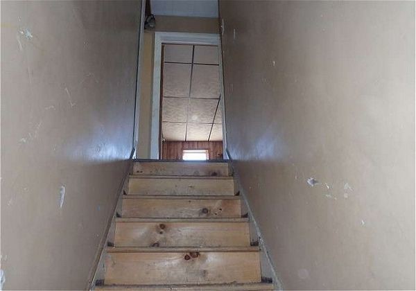 415 First St